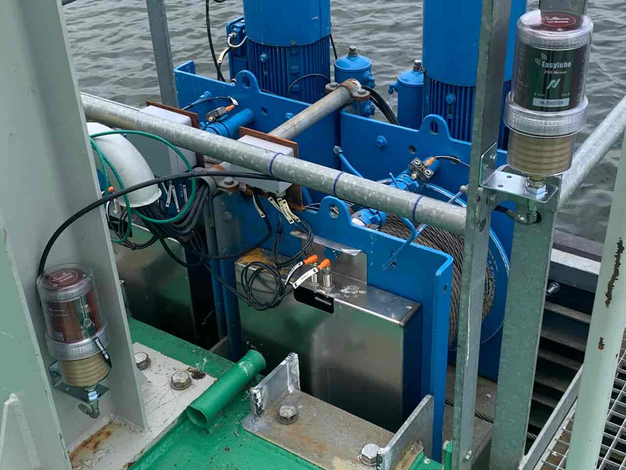 Crane Equipment