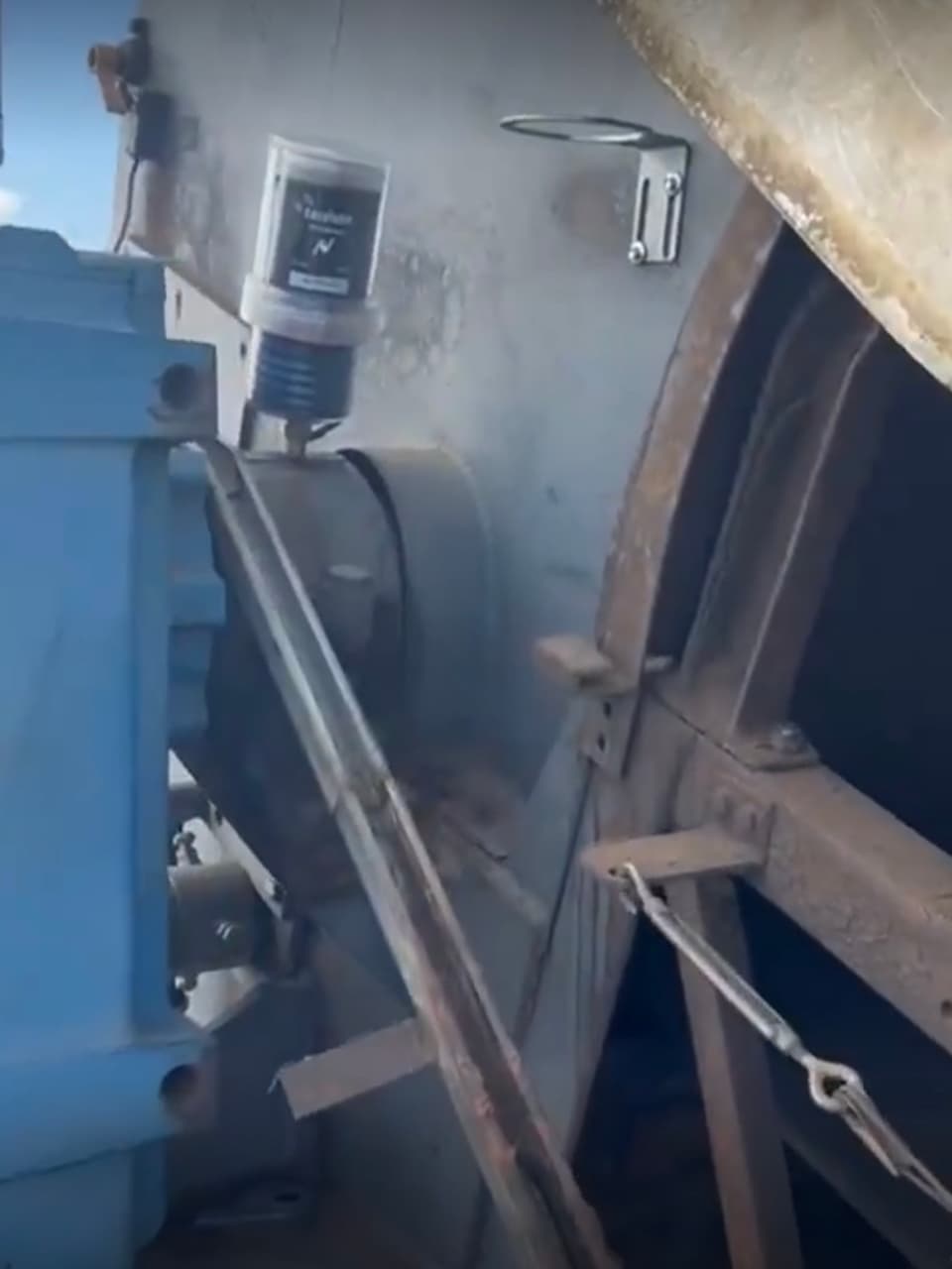 Conveyor