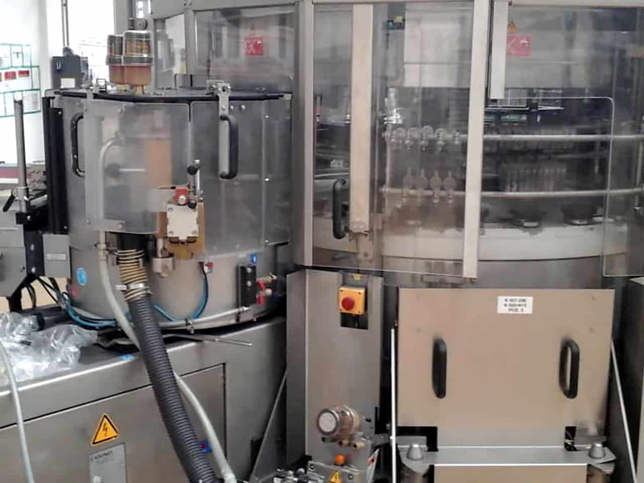 Bottle Washing Filling Machine